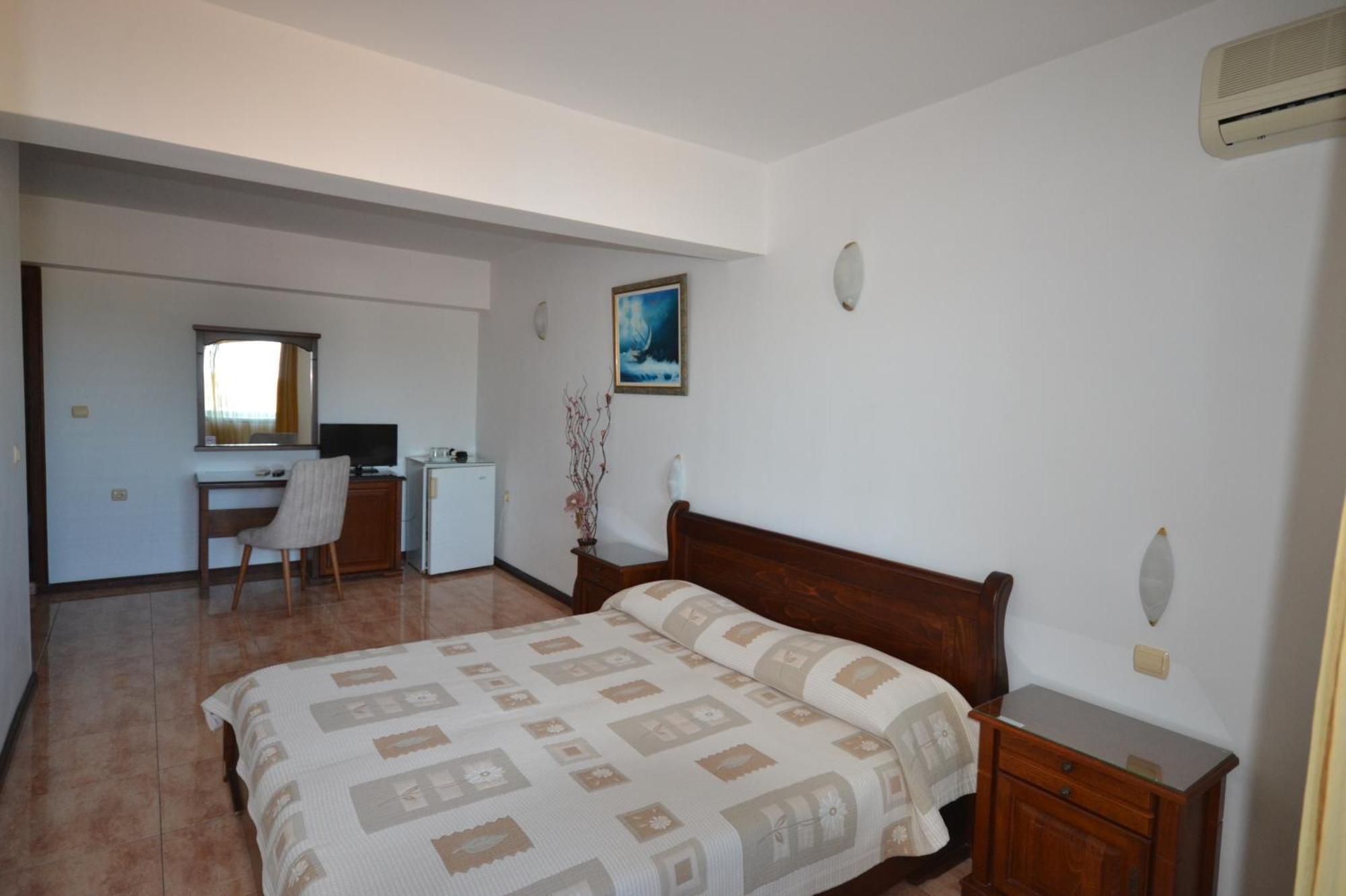 More Family Hotel Szozopol Kültér fotó