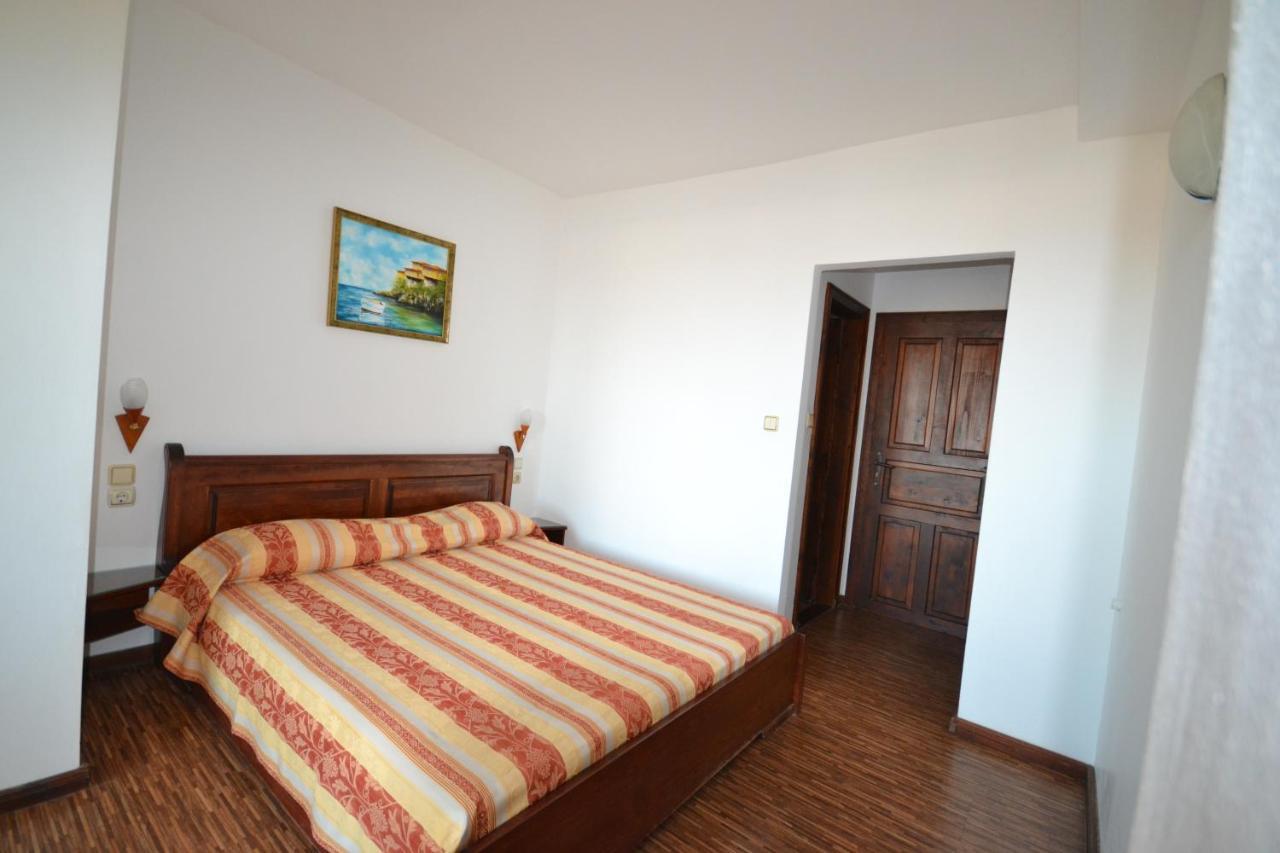 More Family Hotel Szozopol Kültér fotó